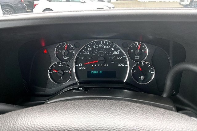 2025 Chevrolet Express Cargo WT