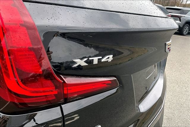 2022 Cadillac XT4 Luxury