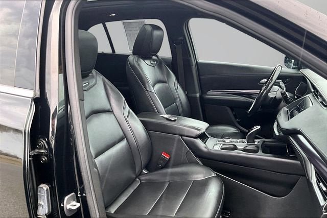 2022 Cadillac XT4 Luxury
