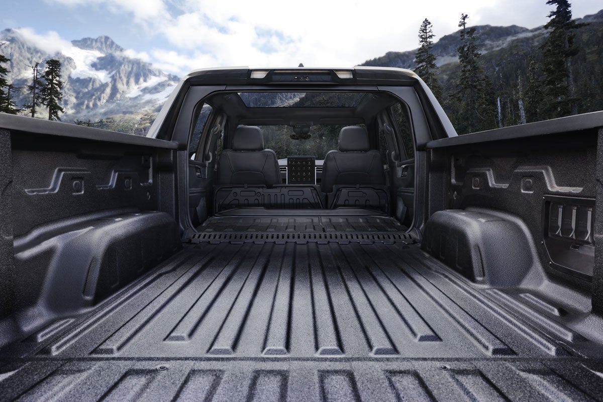 Sudbay GMC in Gloucester MA